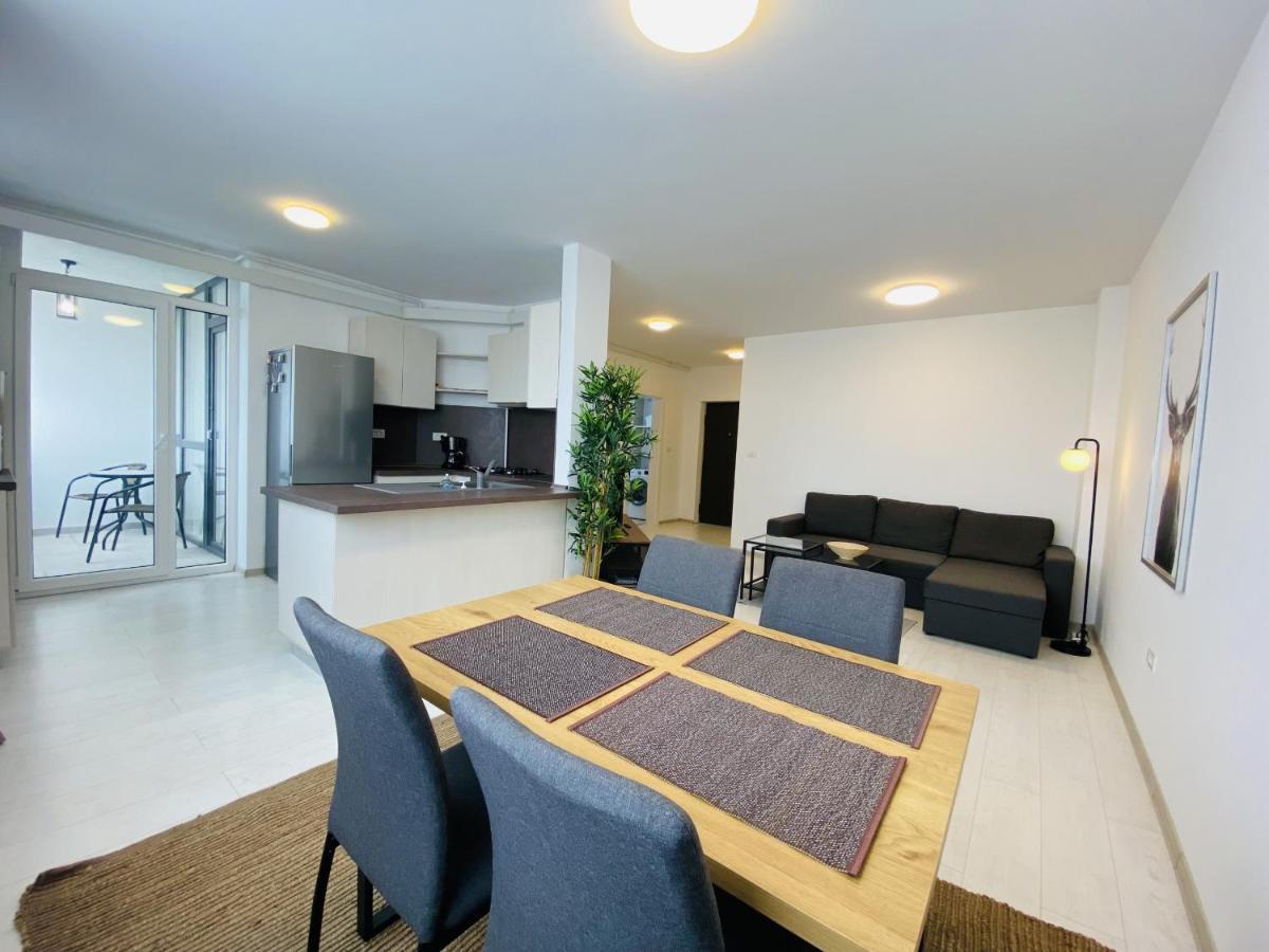 Charming Flat In Brasov With Balcony Panoramic View Apartamento Exterior foto