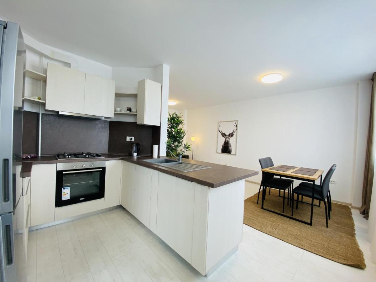 Charming Flat In Brasov With Balcony Panoramic View Apartamento Exterior foto